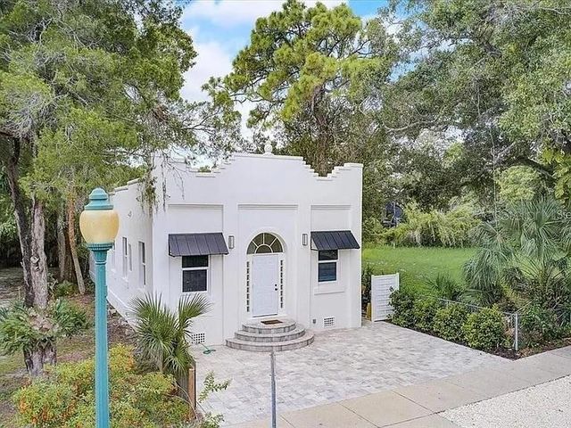 1862 6TH STREET, Sarasota, FL 34236