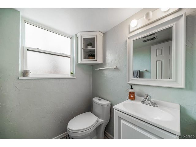 9837 W Arizona Ave, Lakewood, CO 80232