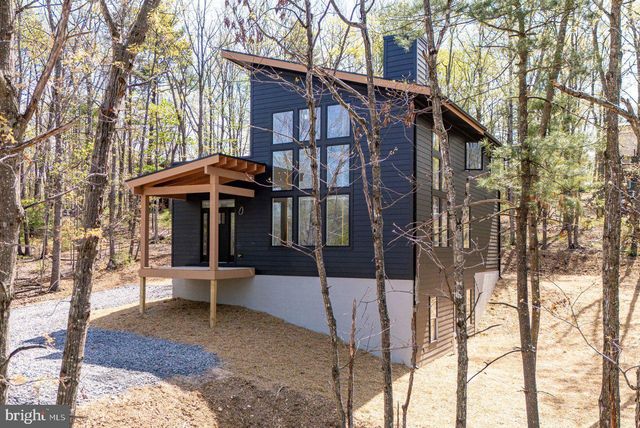 88 MALLARD DR., Basye, VA 22810