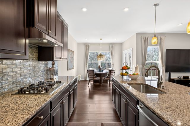 6794 Falls Ridge Ln, College Grove, TN 37046