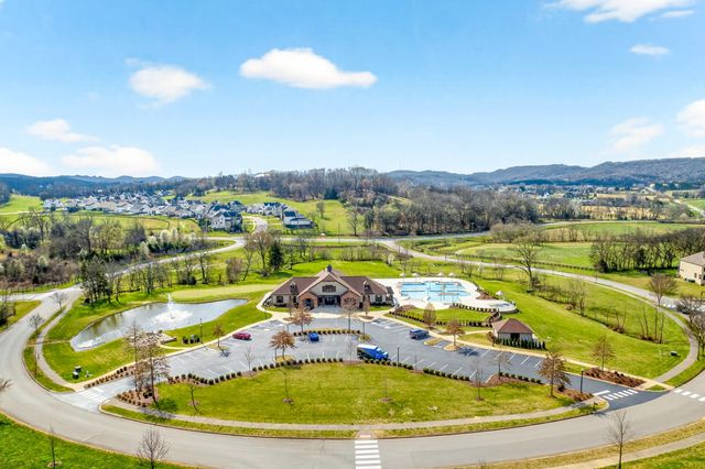 6794 Falls Ridge Ln, College Grove, TN 37046