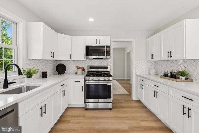 224 W CECIL AVE, North East, MD 21901