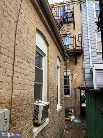 2204 EASTERN AVE, Baltimore, MD 21231