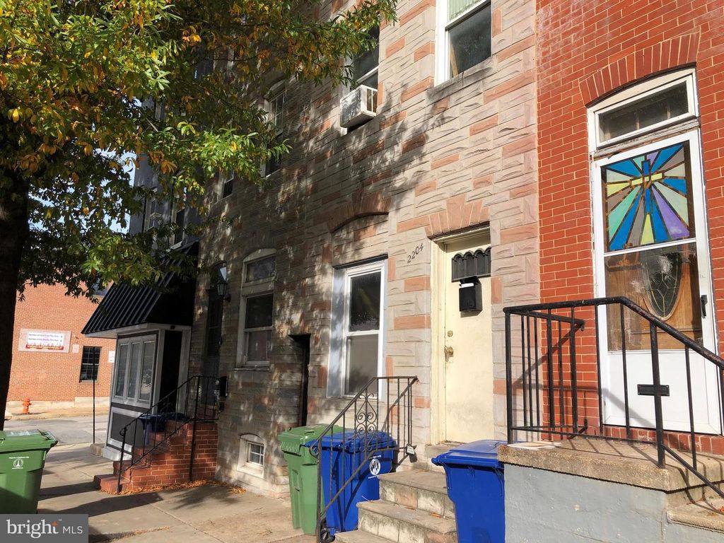 2204 EASTERN AVE, Baltimore, MD 21231