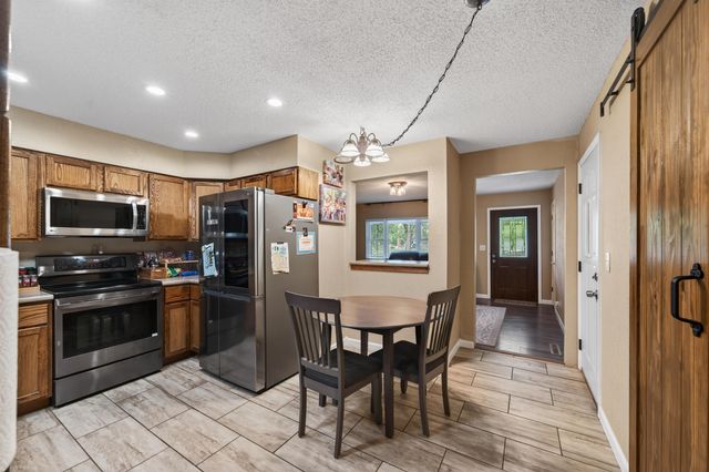 1606 Edgemoor St, El Dorado, KS 67042