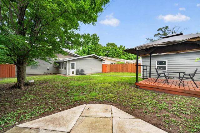 1606 Edgemoor St, El Dorado, KS 67042