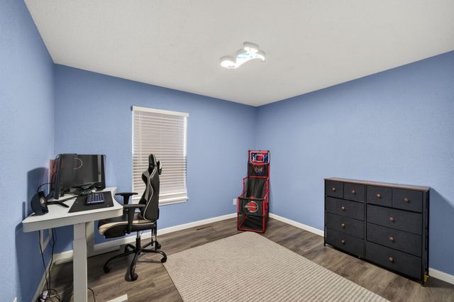 1606 Edgemoor St, El Dorado, KS 67042