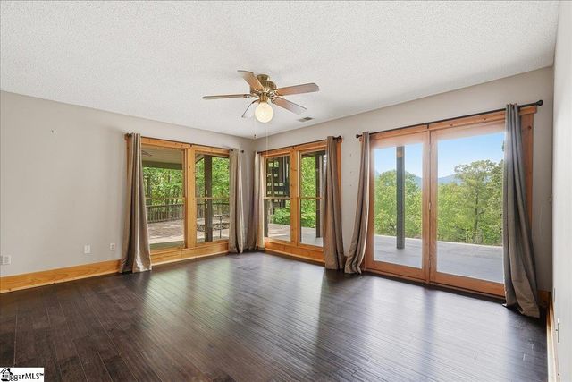 100 Brittany Way, Pickens, SC 29671