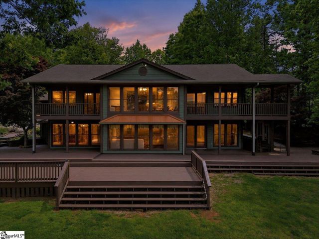 100 Brittany Way, Pickens, SC 29671
