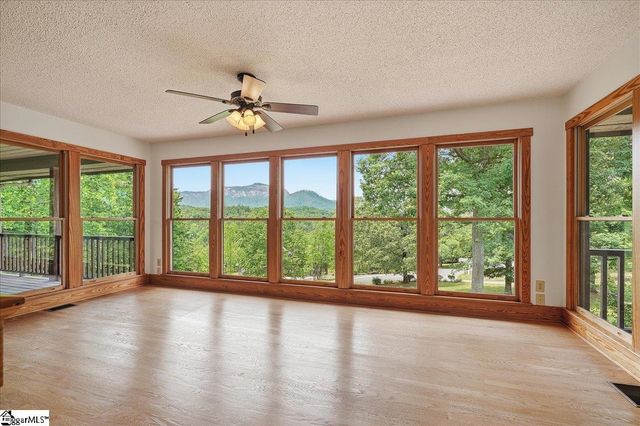 100 Brittany Way, Pickens, SC 29671