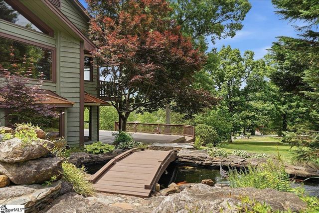 100 Brittany Way, Pickens, SC 29671