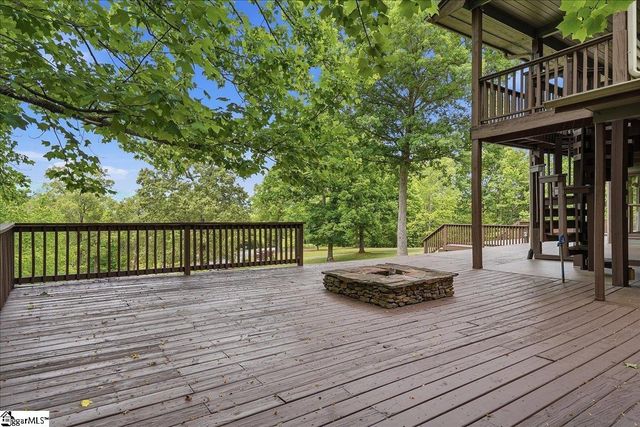 100 Brittany Way, Pickens, SC 29671