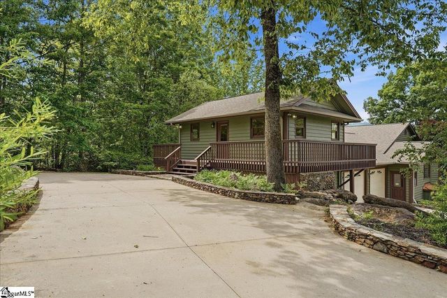 100 Brittany Way, Pickens, SC 29671