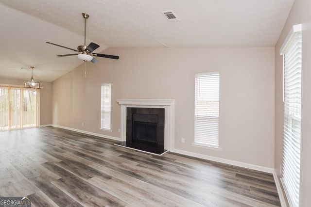 7943 Taylor Circle, Riverdale, GA 30274