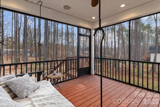 3227 Cape Fox Court, Denver, NC 28037