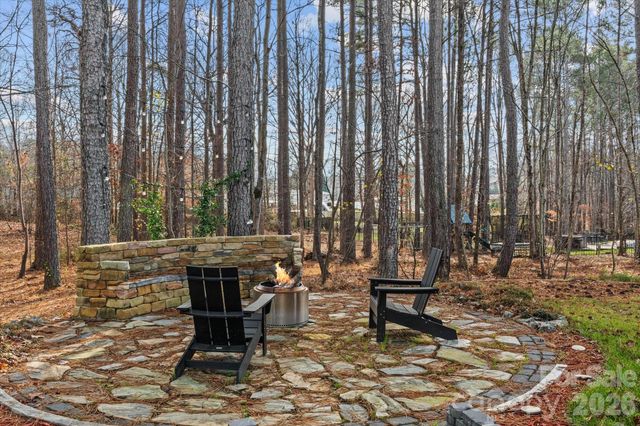 3227 Cape Fox Court, Denver, NC 28037