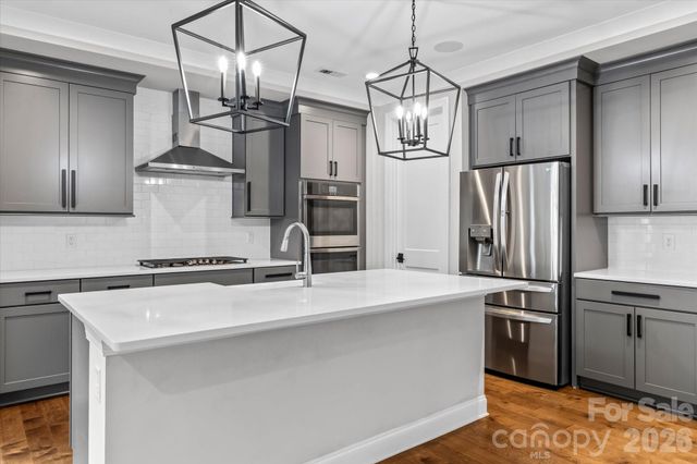 3227 Cape Fox Court, Denver, NC 28037