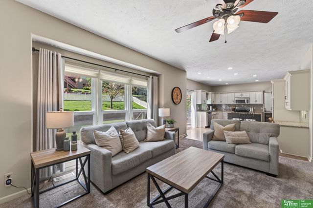 6218 S 171st Street, Omaha, NE 68135