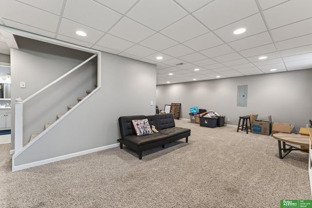 6218 S 171st Street, Omaha, NE 68135
