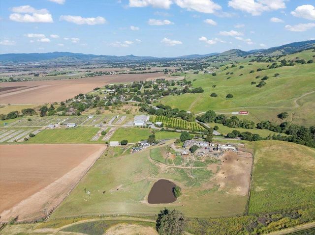 4180 Canada Road, Gilroy, CA 95020