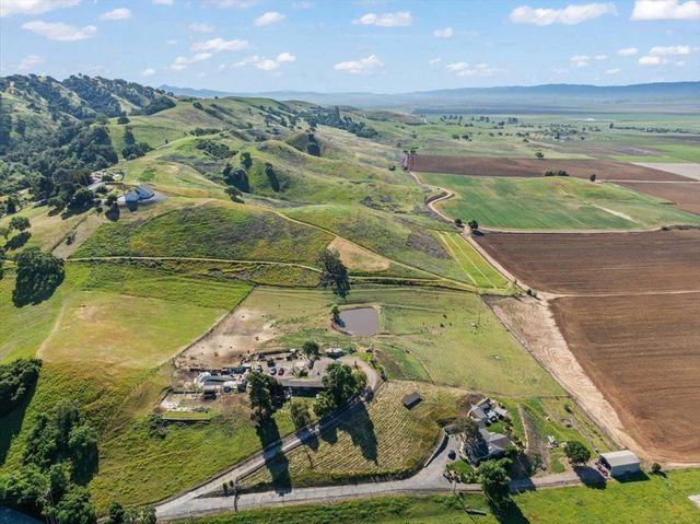 4180 Canada Road, Gilroy, CA 95020