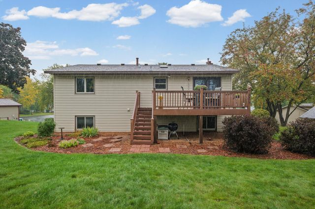 1142 Parkview Lane, Eagan, MN 55123