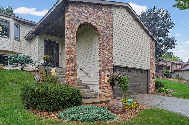 1142 Parkview Lane, Eagan, MN 55123