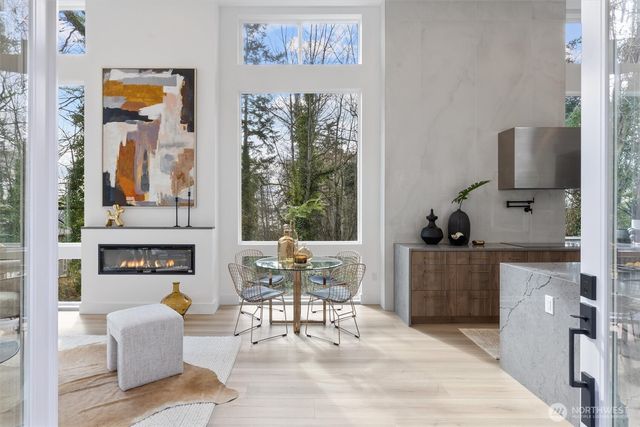 11905 89th Avenue NE, Kirkland, WA 98034