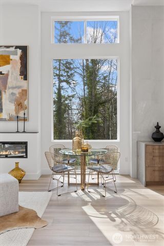 11905 89th Avenue NE, Kirkland, WA 98034