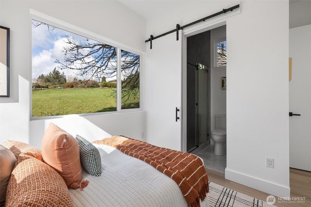 11905 89th Avenue NE, Kirkland, WA 98034