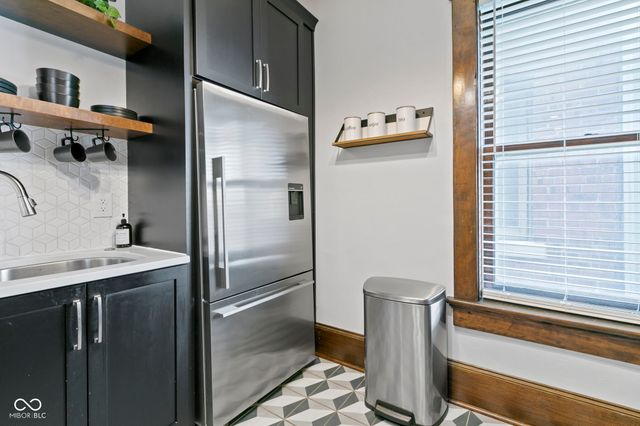 108 E Saint Clair Street E, Indianapolis, IN 46204