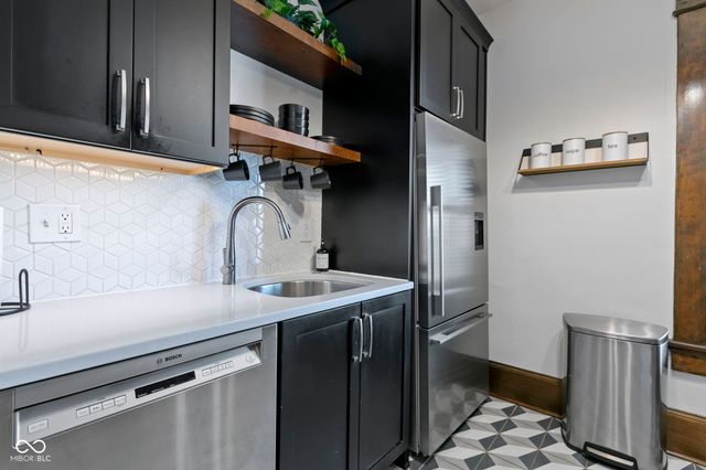 108 E Saint Clair Street E, Indianapolis, IN 46204