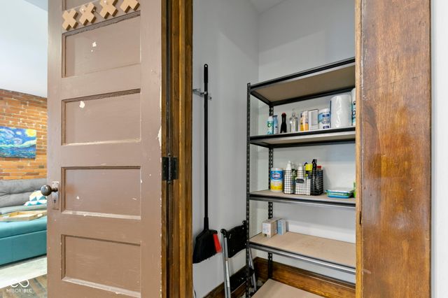 108 E Saint Clair Street E, Indianapolis, IN 46204