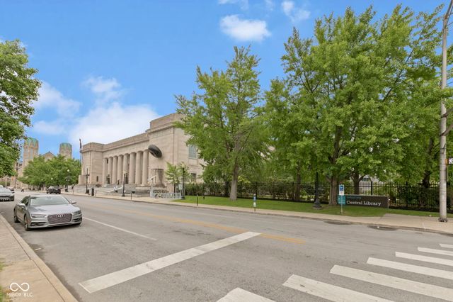 108 E Saint Clair Street E, Indianapolis, IN 46204