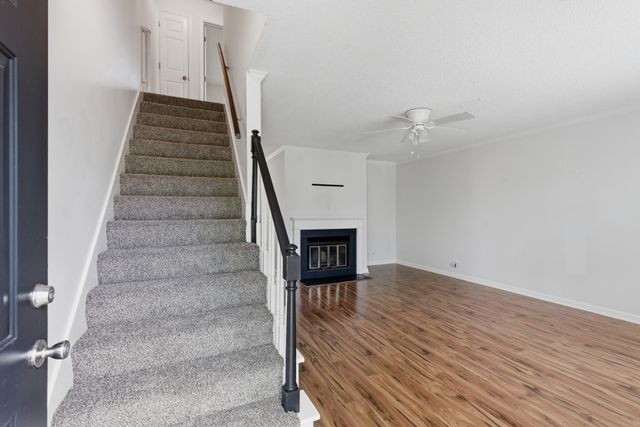 123 McMurray Cir, Nashville, TN 37211