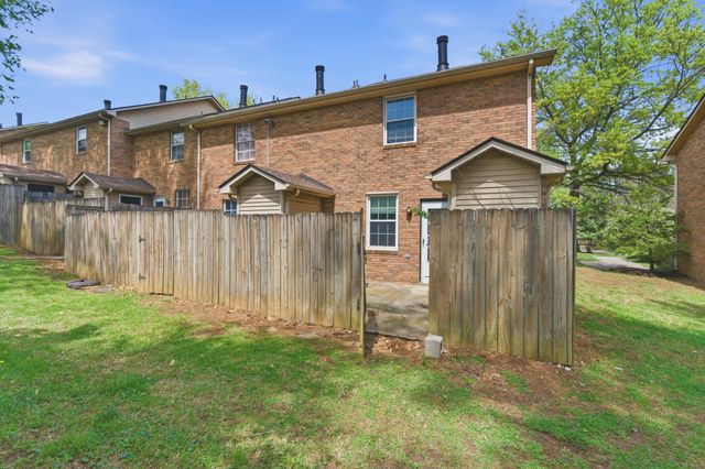 123 McMurray Cir, Nashville, TN 37211