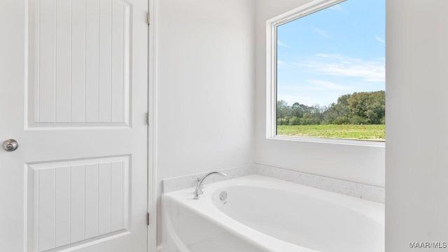 1011 Kelly Way, Prattville, AL 36066