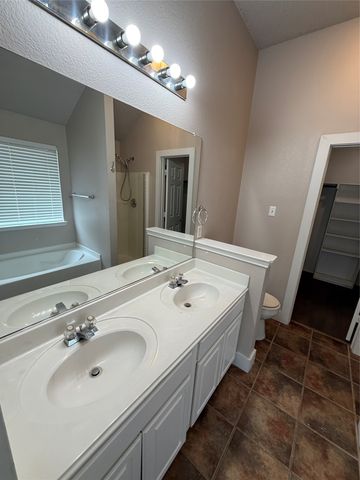1100 Alexandria Drive, Forney, TX 75126
