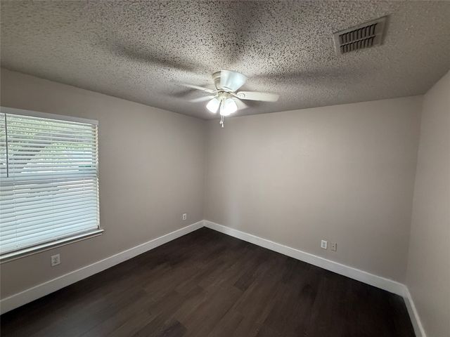 1100 Alexandria Drive, Forney, TX 75126
