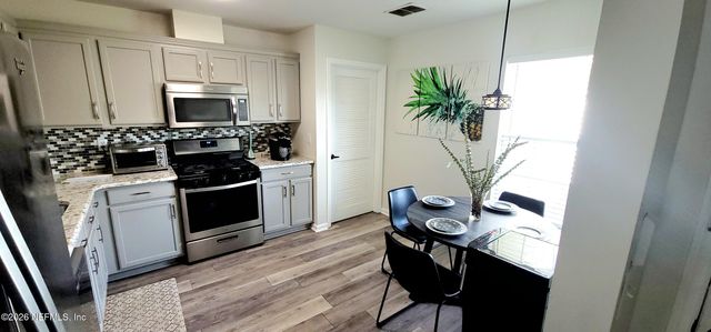 11155 STANLEY STEAMER Lane, Jacksonville, FL 32246
