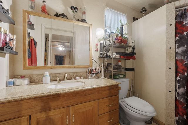 524 Don Sosteno Road, Los Lunas, NM 87031