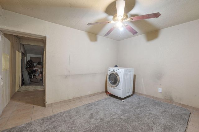 524 Don Sosteno Road, Los Lunas, NM 87031