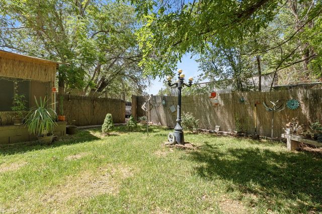 524 Don Sosteno Road, Los Lunas, NM 87031