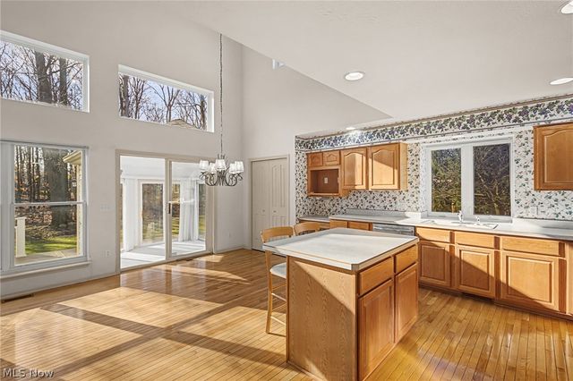 20067 Killians Grove, Strongsville, OH 44149