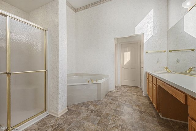 20067 Killians Grove, Strongsville, OH 44149