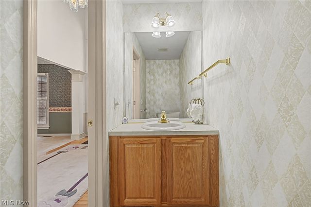 20067 Killians Grove, Strongsville, OH 44149