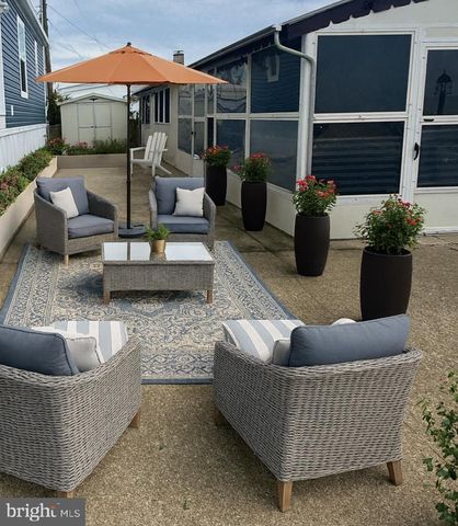 17 CHANNEL DR, Wildwood, NJ 08260