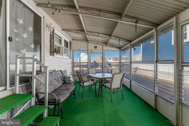 17 CHANNEL DR, Wildwood, NJ 08260