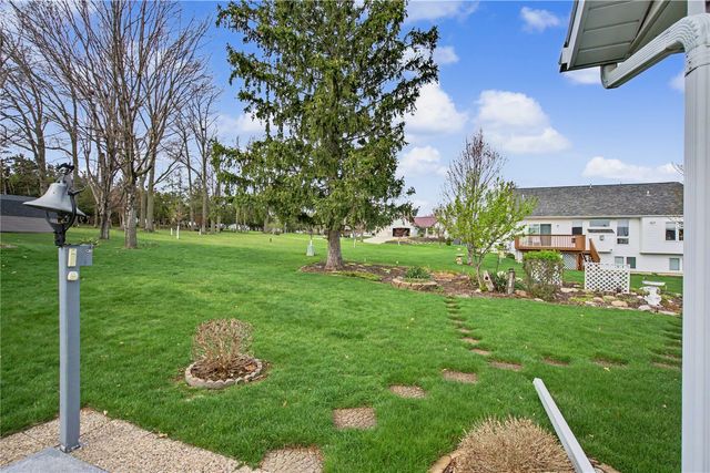 1912 Balsam Drive SW, Cedar Rapids, IA 52404