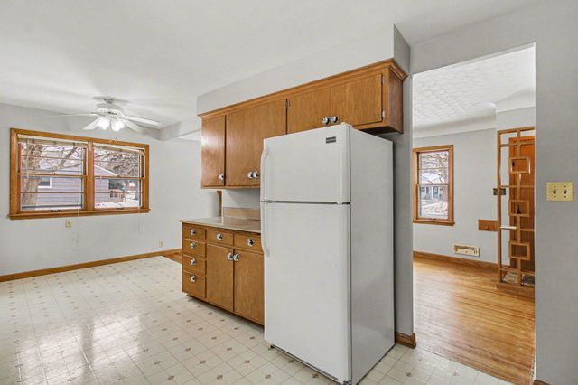 1294 Hall Avenue, West Saint Paul, MN 55118